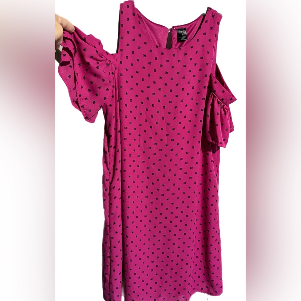Sz 8 City Streets Cold Shoulder Magenta and Black Patterned dress